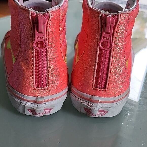 Vans Off The Wall Skateboard High Tops - Picture 4 of 9